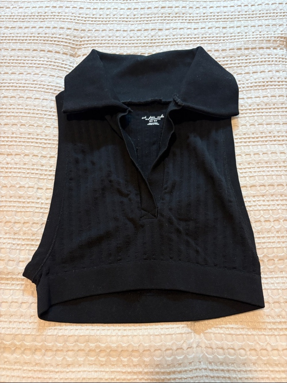 Urban Outfitters Black Sleeveless Knit Collared Crop Top XS/S
